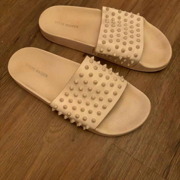 Steve Madden Studded Slide Sandals White Size 9 - Picture 6 of 8